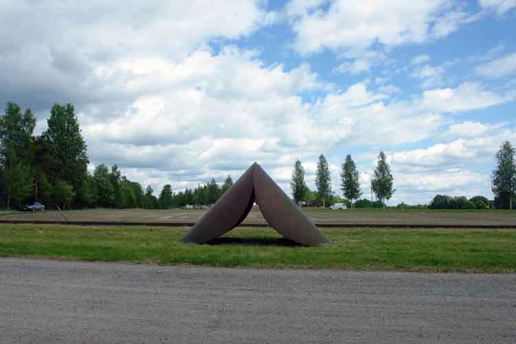 Ars Natura - environmental art and art in the environment (ympäristötaide ja taide ympäristössä) Mikkeli Park (Mikkeli Puisto)